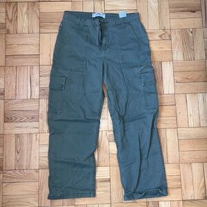 Women’s Green Cargo Pants